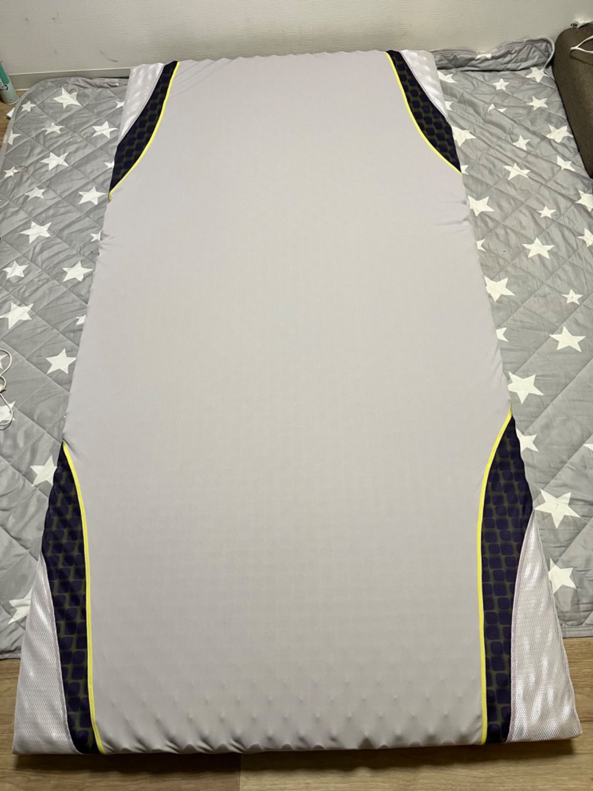 【2024年5月購入　1度のみ使用　3年間の保証書あり】西川 AiR エアー03 マットレス ベーシック ［シングル］