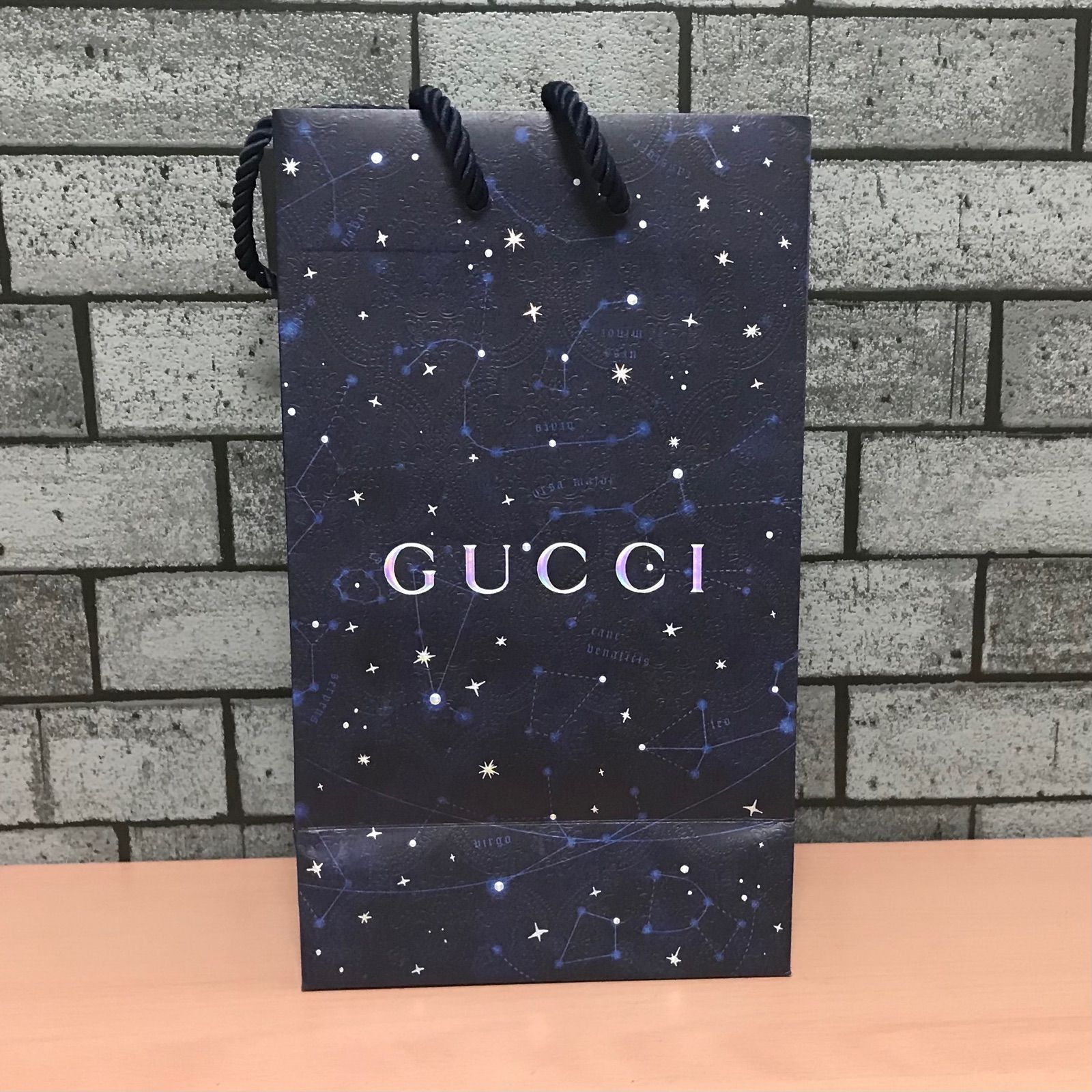 正式的 GUCCI グッチ オンラインショップ ショッパー GUCCI 紙袋 