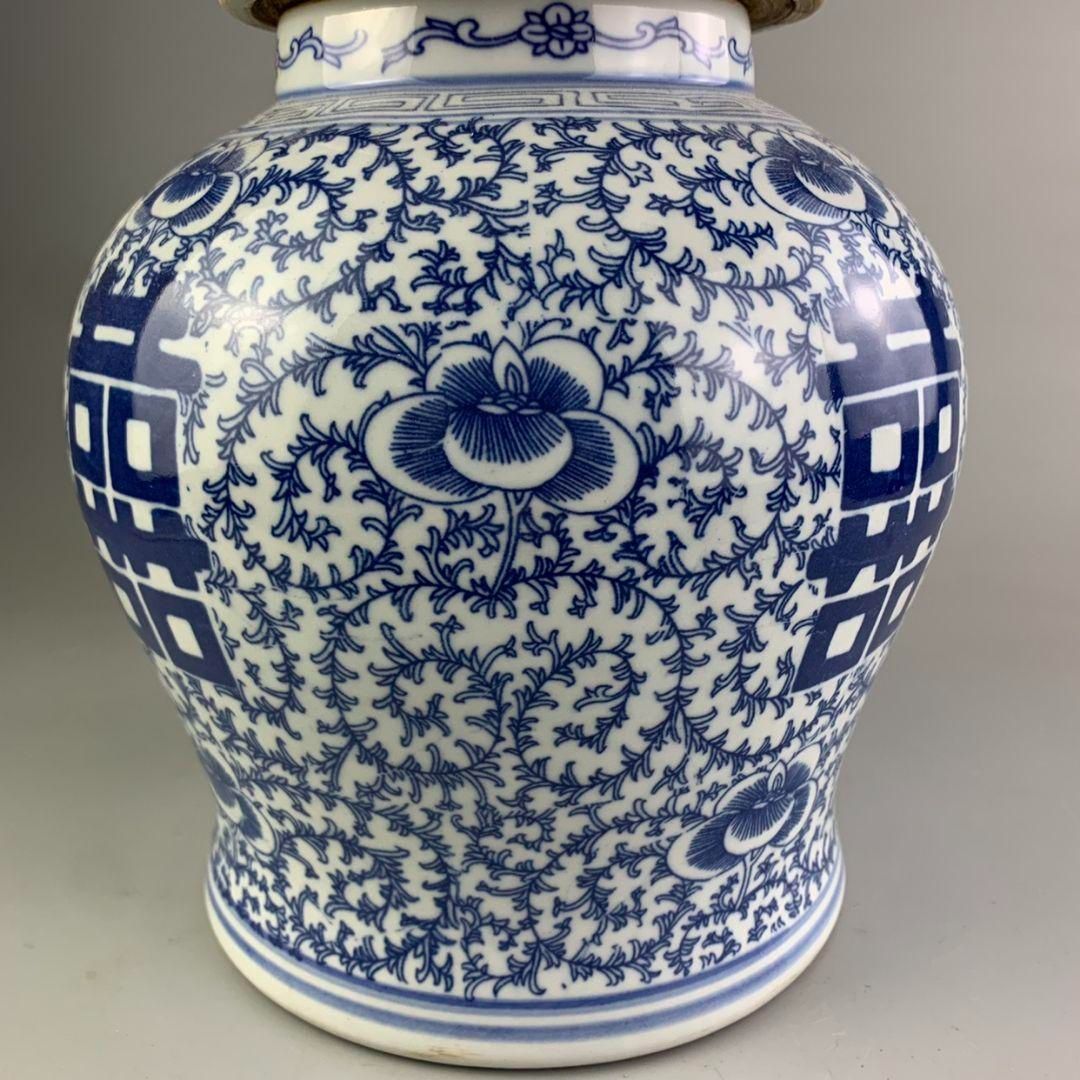 青花喜字紋将軍缶 景徳鎮 陶磁器 装飾品 現代工芸品 美術品 置物 青花喜字紋将軍缶 景徳鎮 陶磁器 装飾品 現代工芸品 美術品 置物