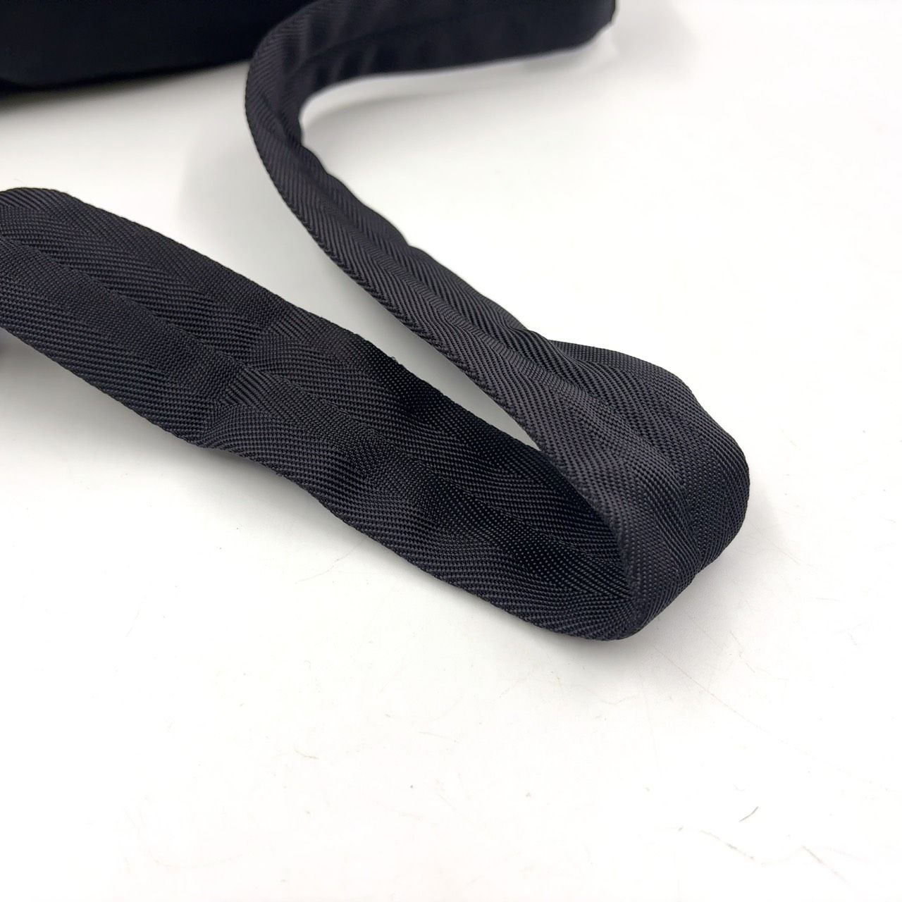 三角ロゴ ナイロン