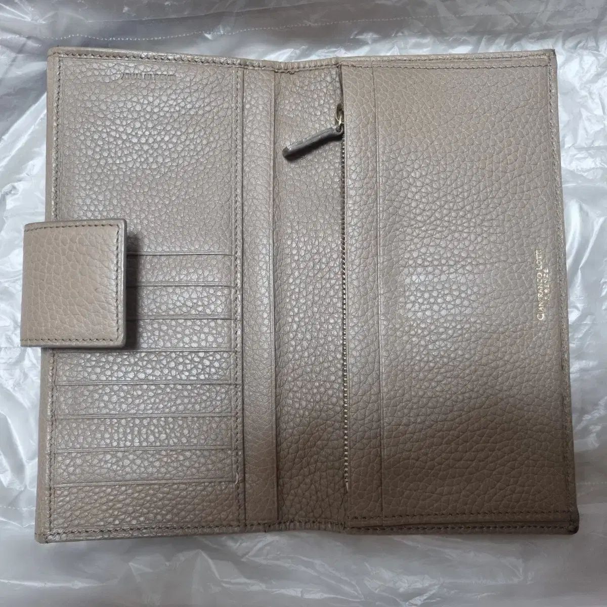 正規品 GIANFRANCO LOTTI ジャンフランコロッティ ショルダーバッグ 斜め掛けバッグ ブラック レザー イタリア製 GIANFRANCO LOTTI ジャンフランコロッティ レザー 2way ハンドバッグ