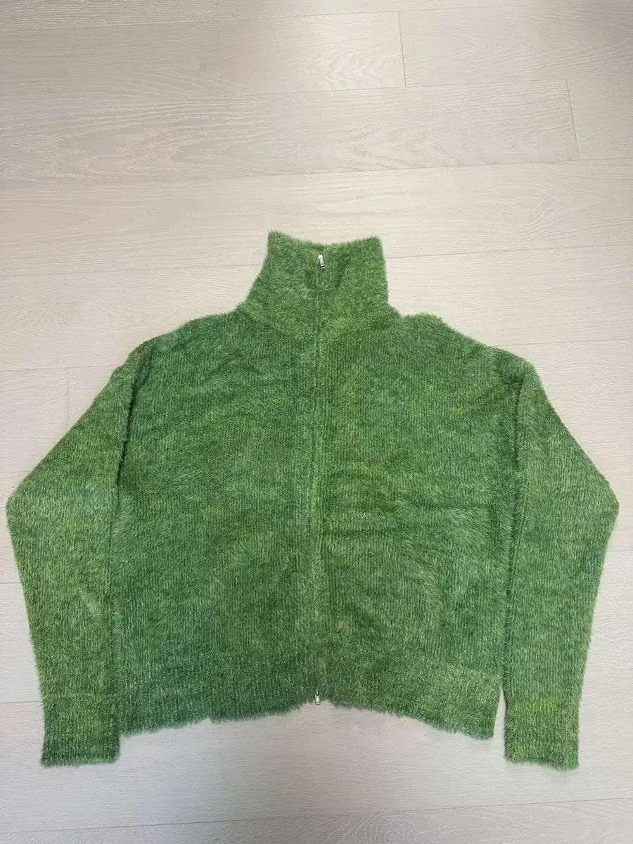 ノーマニュアル ヘアリー ハイネック ニット