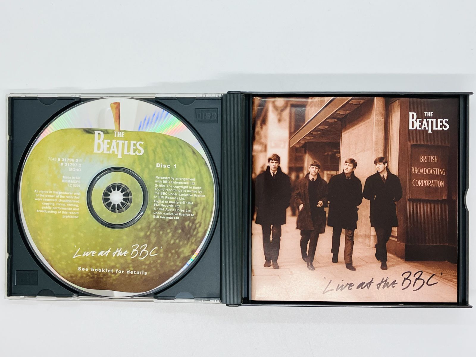2CD UK盤 The Beatles / Live at the BBC / ザ・ビートルズ / ライヴ アット ザ ビービーシー / 7243 8  31796 2 6 Y37