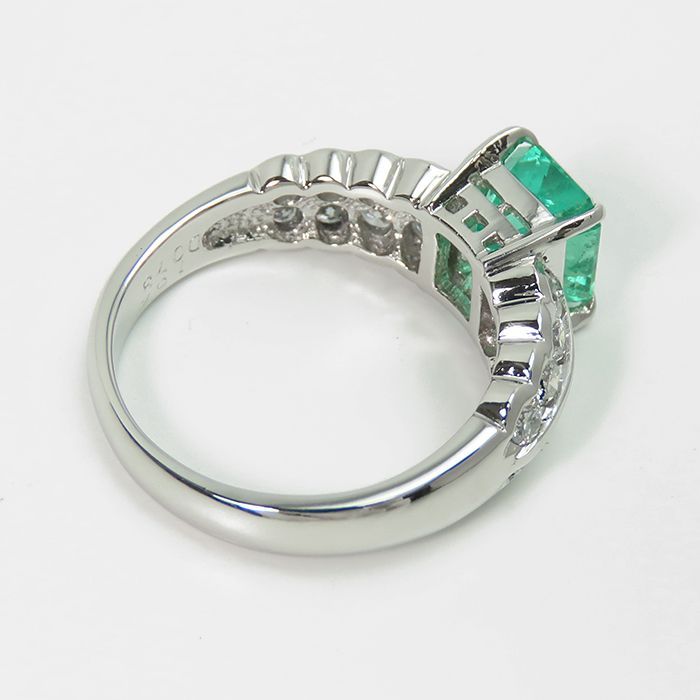 Pt900 エメラルド リング】11号 ダイヤモンド 鑑別書付 指輪 プラチナ