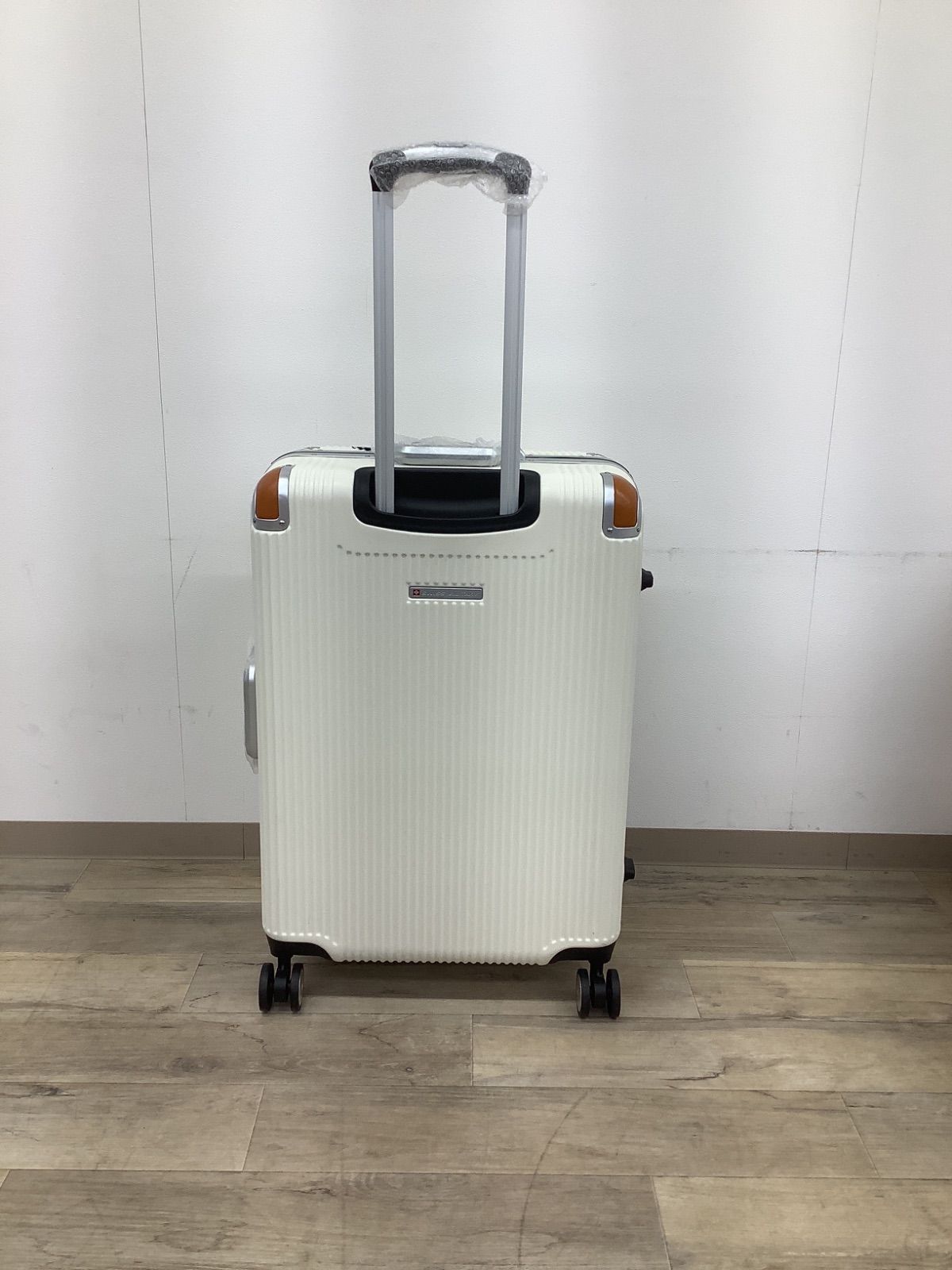 【未使用アウトレット品】スイスミリタリー 64L SM-C624 楽天市場】レビューキャンペーン目玉品◎34500円→18950円