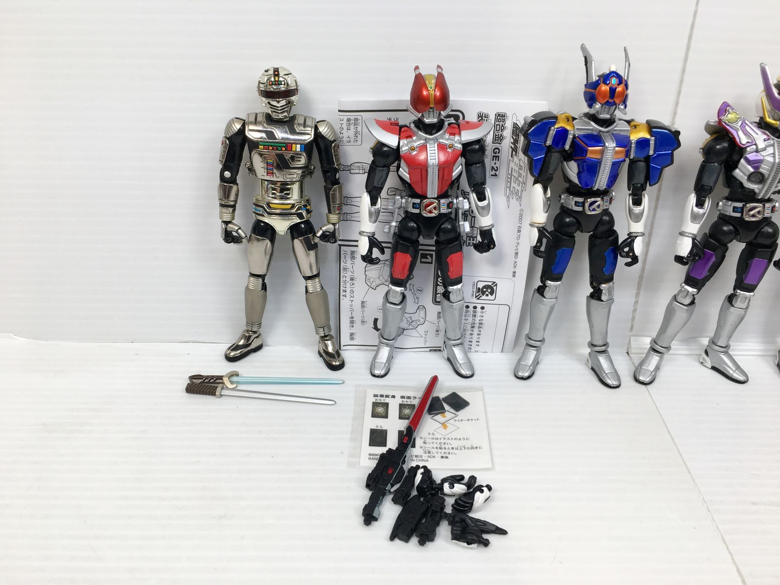 バンダイ 装着変身 仮面ライダー電王 7種➕CD&特典ソフビ バンダイ 装着変身 仮面ライダー電王 7種➕CD&特典ソフビ