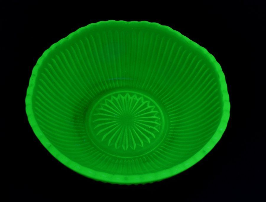 蔵A2042a レトロ ウランガラス 小鉢 向付 サラダボウル ５客