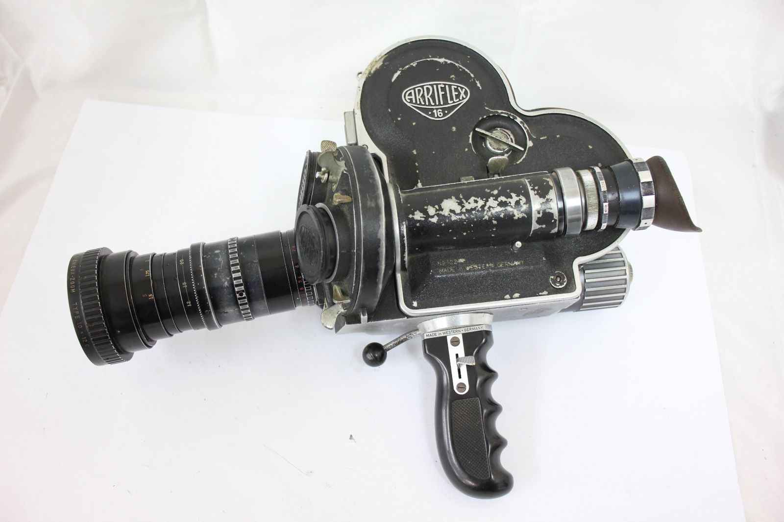 品 Arriflex 16 Angenieux-Zoom Type 10×12C シネカメラ e361