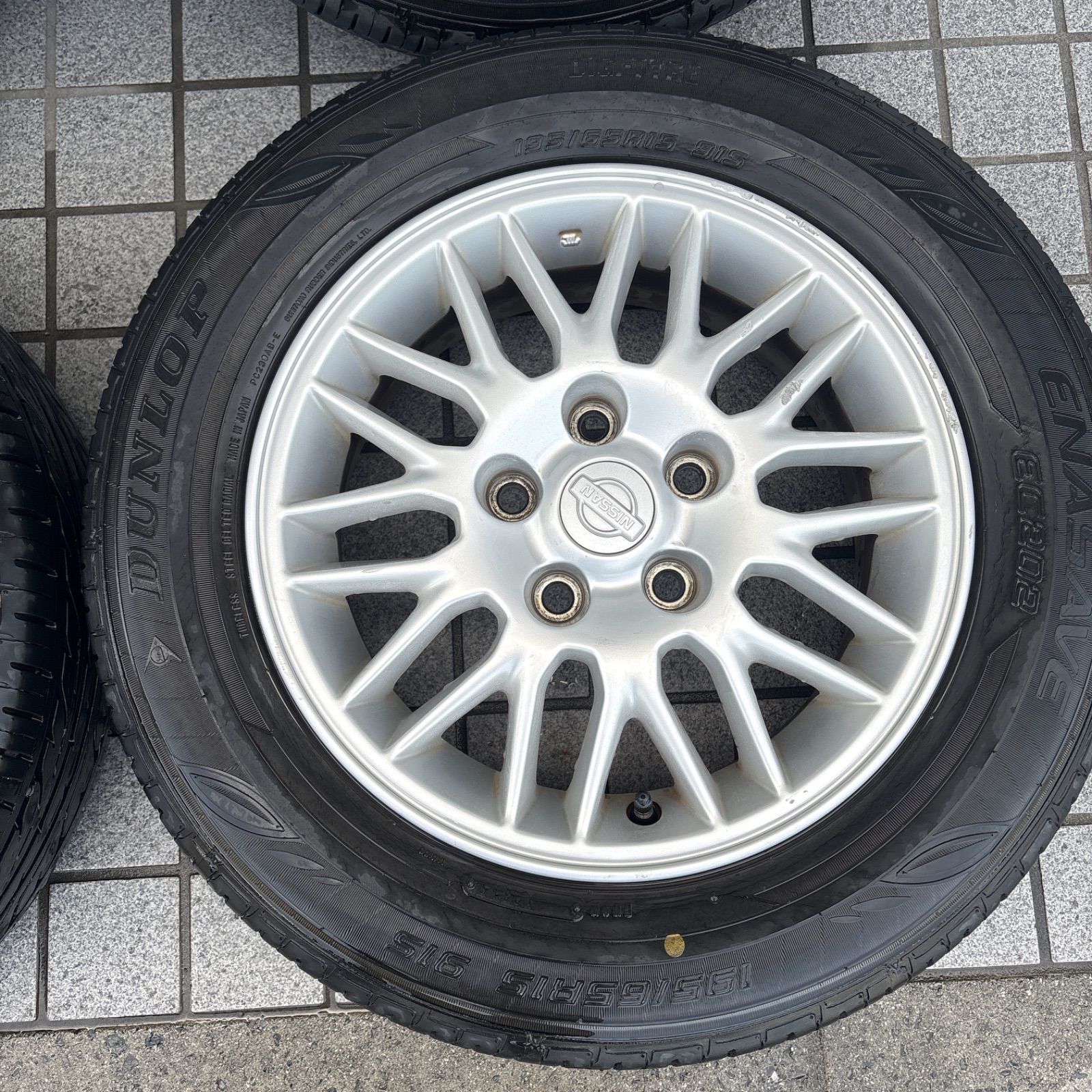 日産 ニッサン c35ローレル純正ホイール タイヤセット 15×6j 195