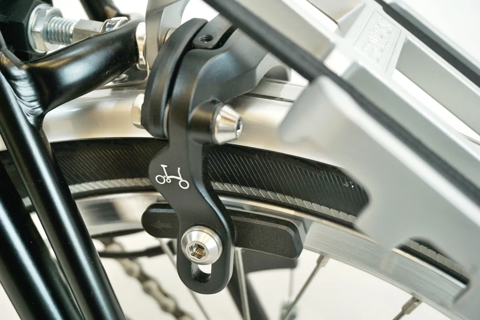 BROMPTON 「ブロンプトン」 M6R 2018年モデル 16インチ 折り畳み自転車 