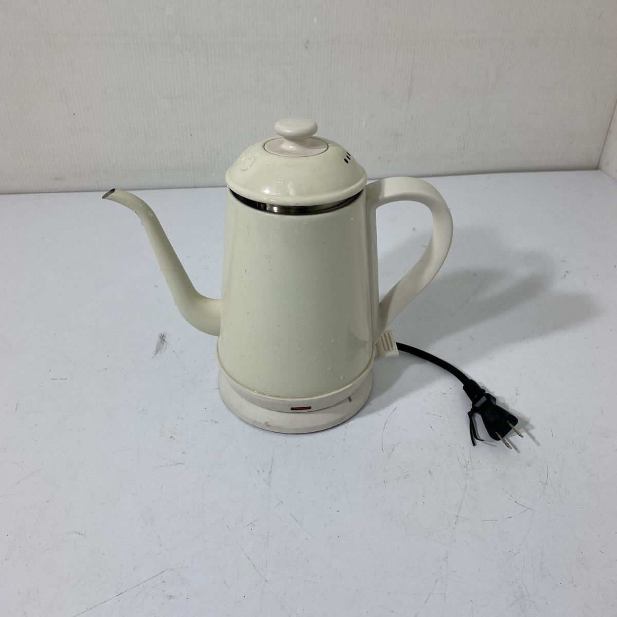 BRUNO ブルーノ ケトル 新品 未使用 白 BRUNO ステンレス