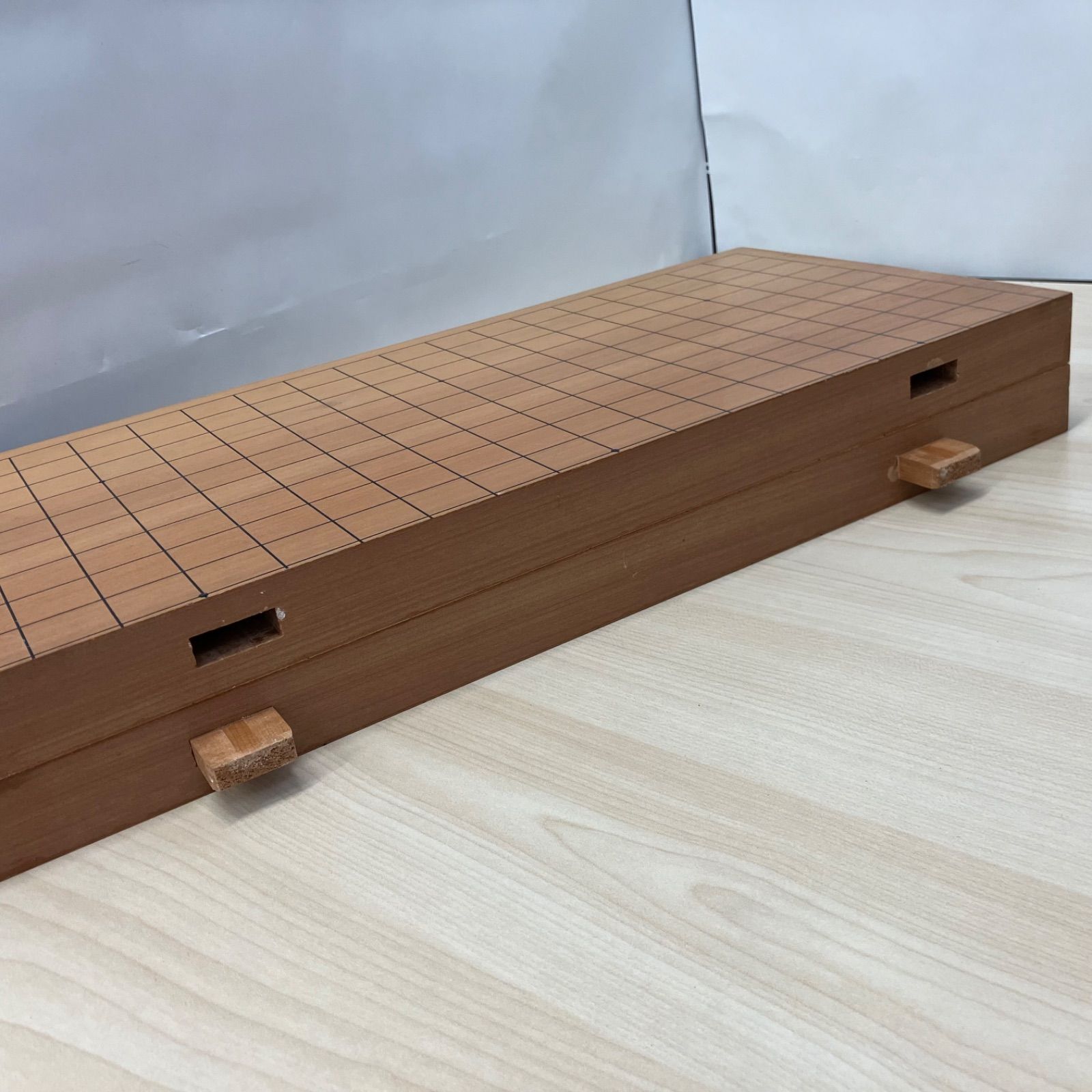 00237】 木製囲碁盤 折り畳み 国産本榧足付碁盤 4寸7分（木