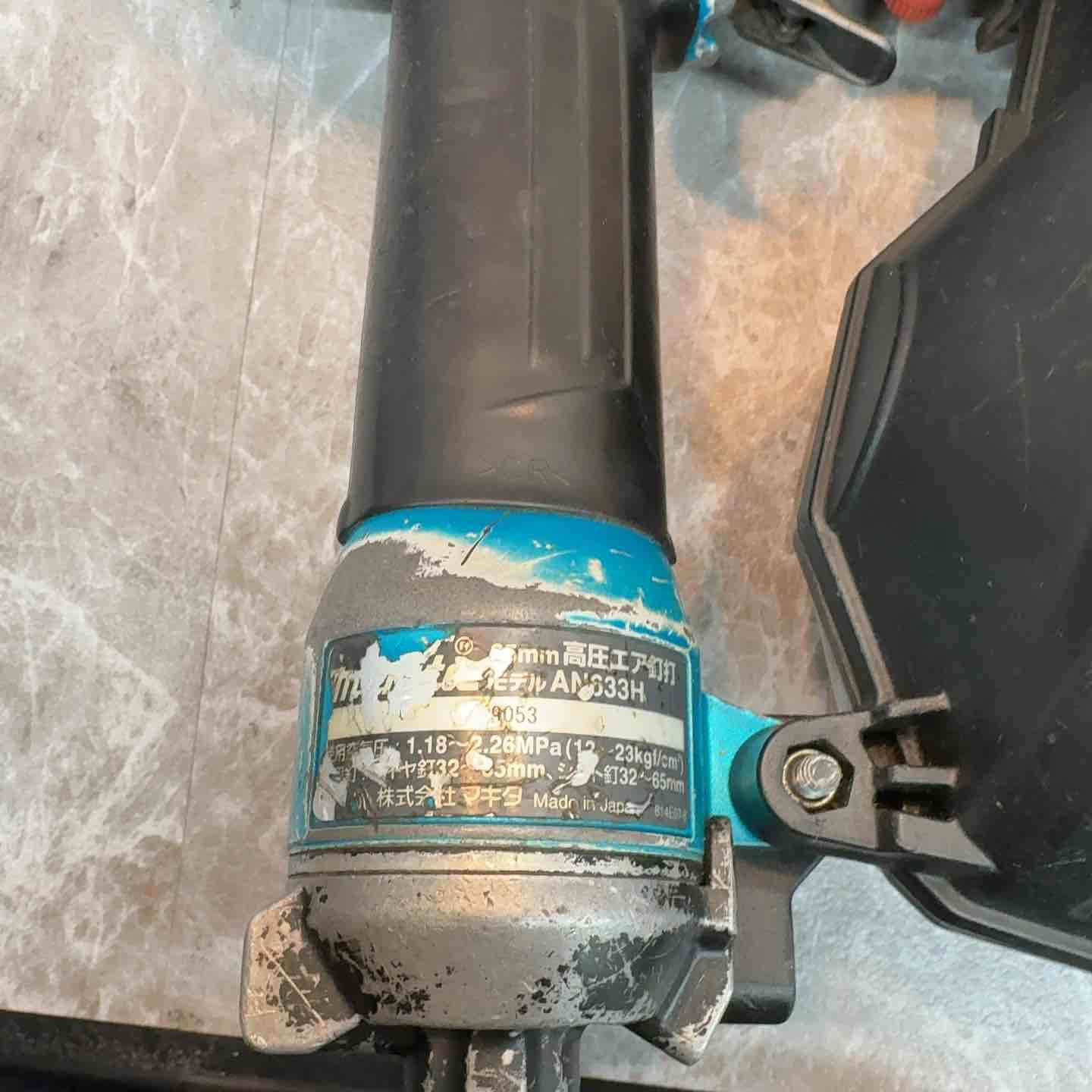 makita 高圧エア釘打ち機