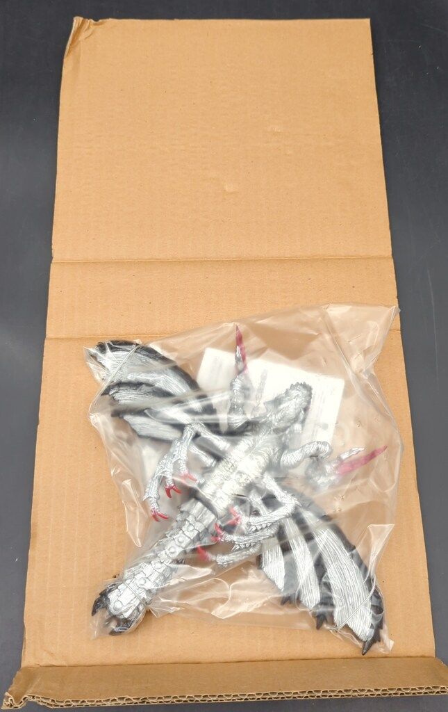 バンダイ 劇場限定メガギラス メガギラス出るっていうから劇場版メガギラス見てたら劇場版の