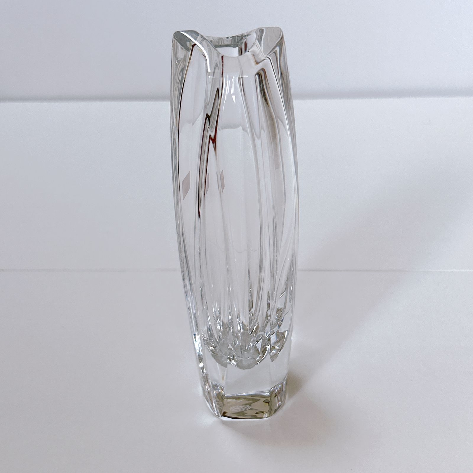 バカラ ジベルニー フラワーベース 花瓶 一輪挿し 管理番号KKVTRRA24 NEXPOTALLINN_EU