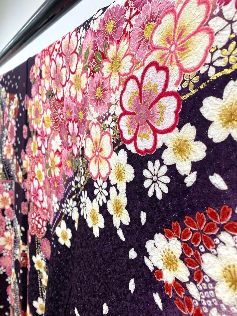 振袖 金駒 金彩 相良刺繍 絞り 銀通し 蝶 桜 身丈159cm 撥水加工済 