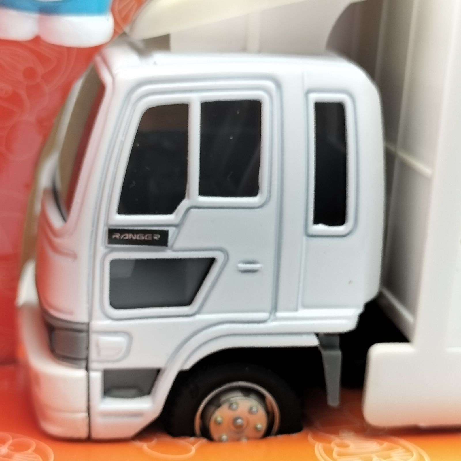 エポック社　MTECH ドラえもんキャリアカー 未使用】エポック MTECH 1/43 エムテック アート引越センター