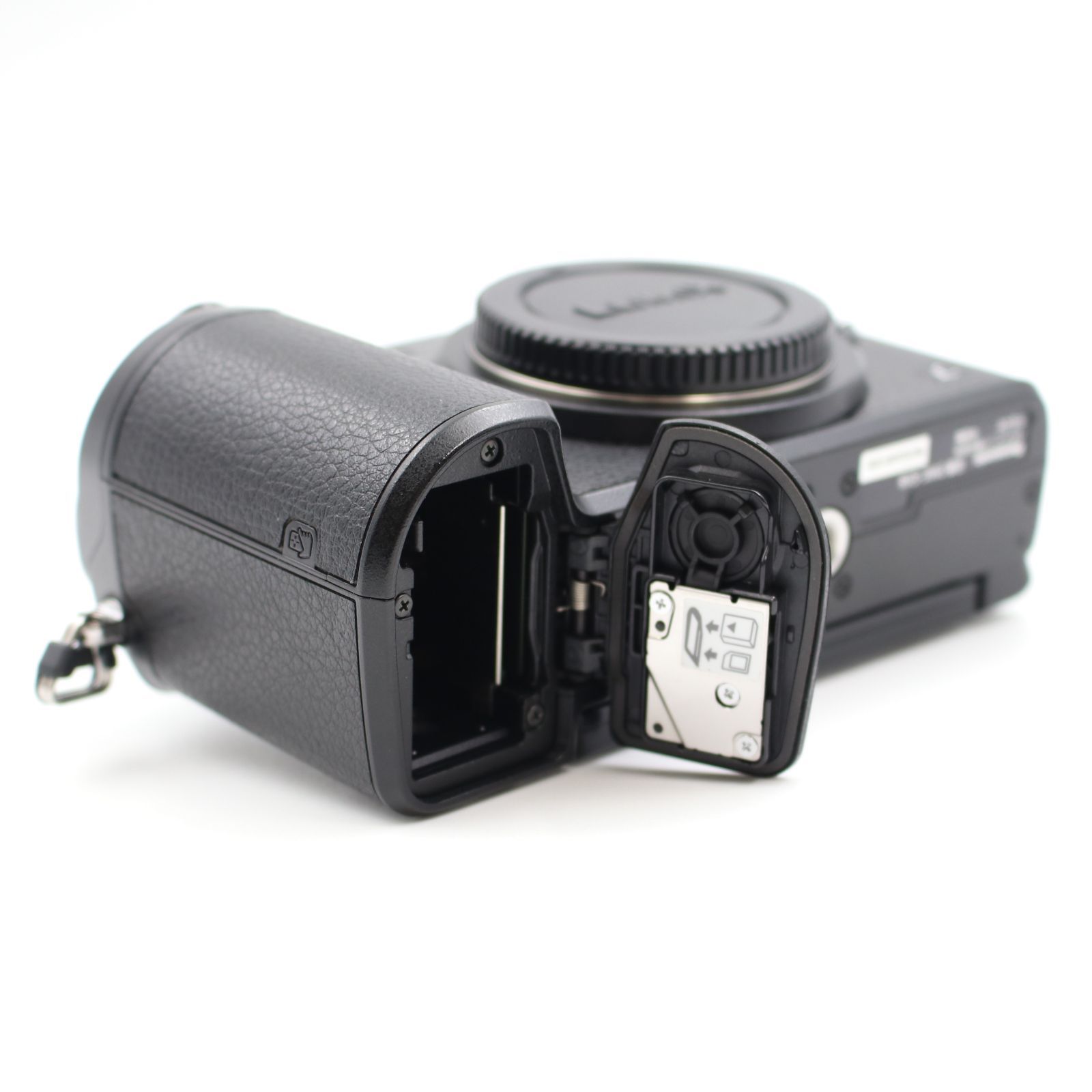 ミラーレス一眼カメラ