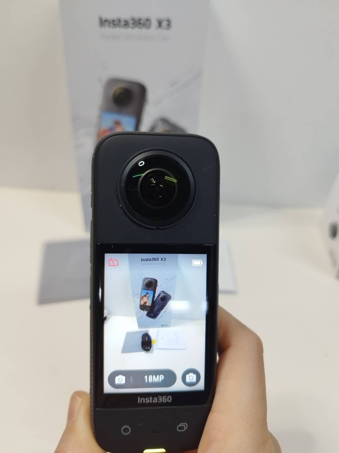 Insta360