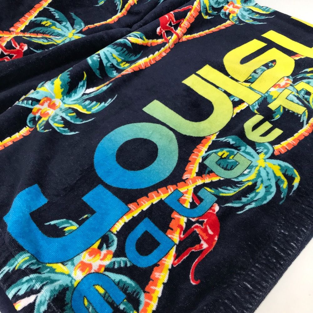 LouisVuittonルイヴィトン　ノベルティ　ビーチタオル LOUIS VUITTON ルイヴィトン タオル ジャングルモチーフ ビーチタオル