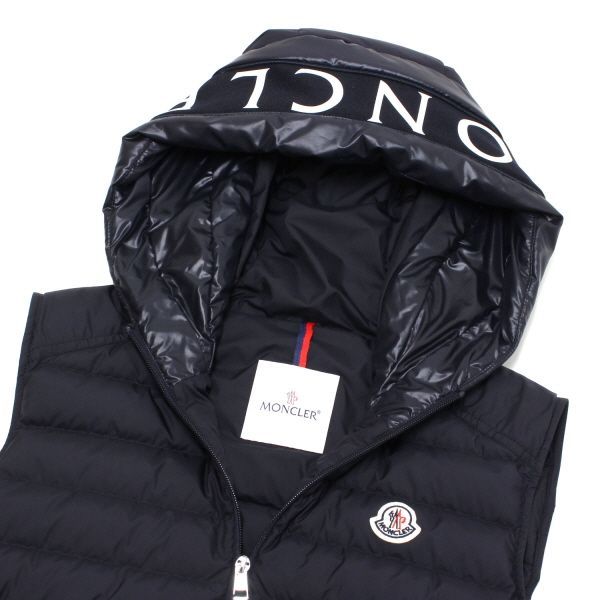 モンクレール　ダウンベスト 25SSモデル モンクレール MONCLER BOURGET フードロゴ ダウン