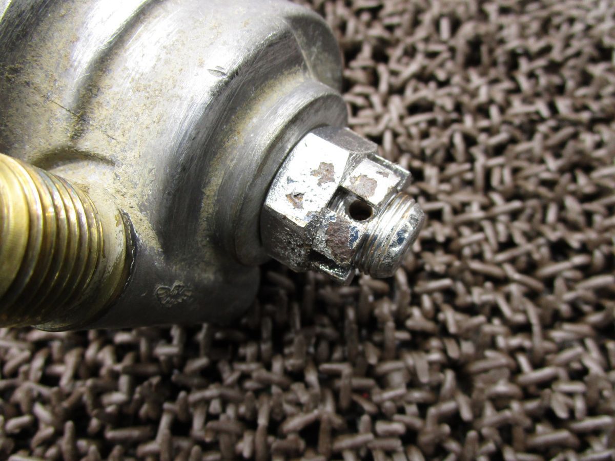 CB93 フロントアクスルシャフト メーターギア ○A2516！B125 ホンダ