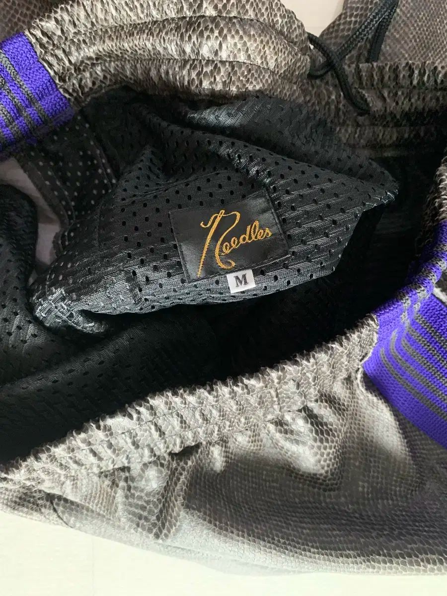 NEEDLES ニードルズ Python トラックパンツ ナローフィット m サイズ ギジャン修理 97cm