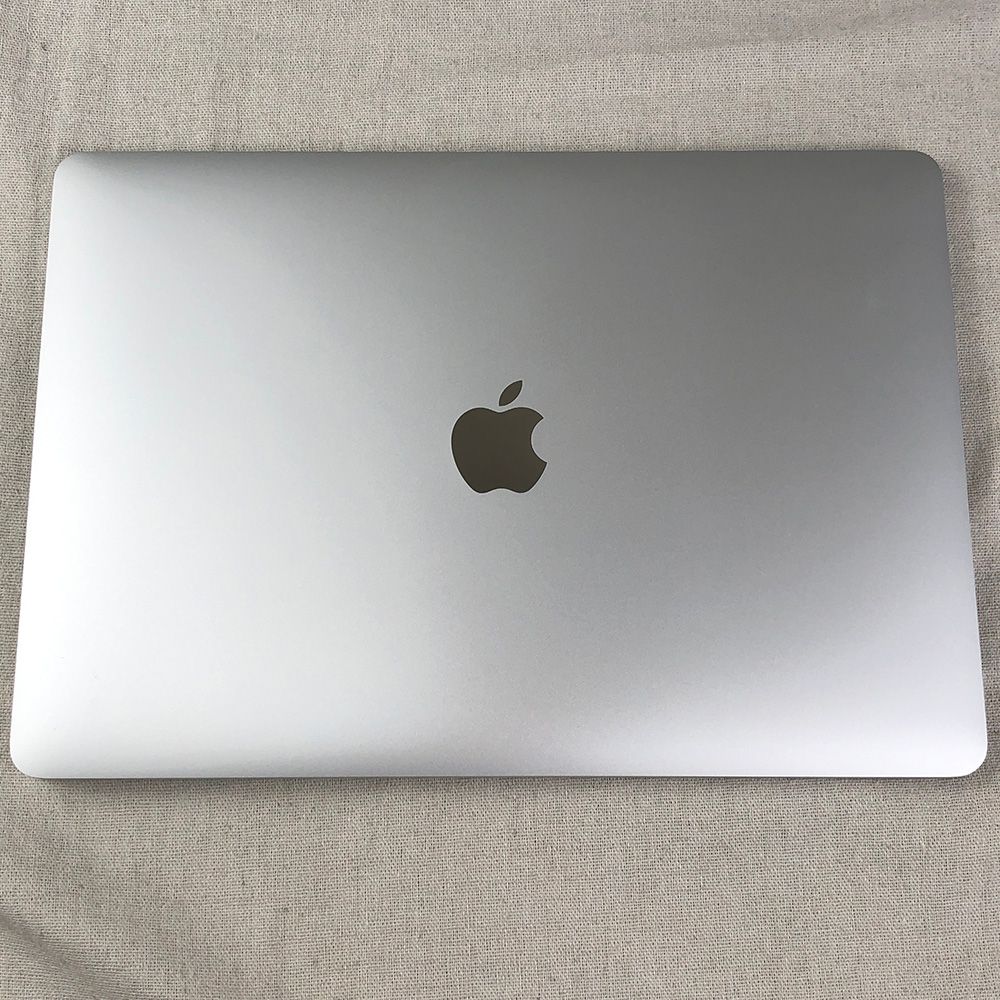 ジャンク MacBook Air 2018 画面異常 - メルカリ
