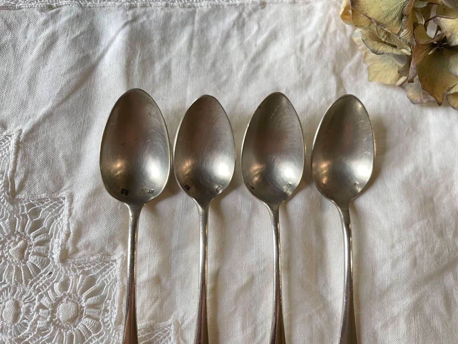 シルバーメタル