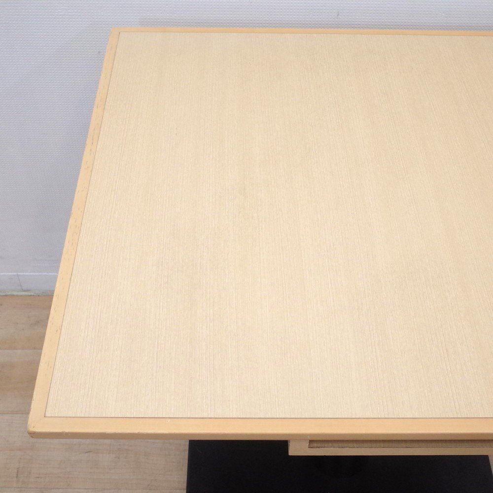 カフェテーブル