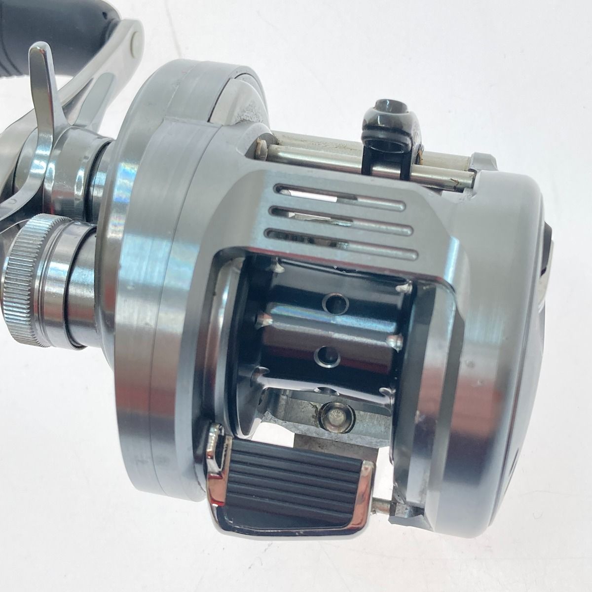 □□SHIMANO シマノ 19 カルカッタ コンクエスト DC 201 左