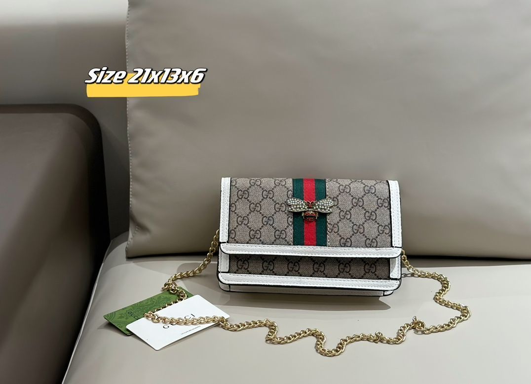 GUCCI グッチ　定価35000円程度　週末配送のため値下げ中 楽天市場】【バッグ】GUCCI グッチ オールドグッチ GGプラス