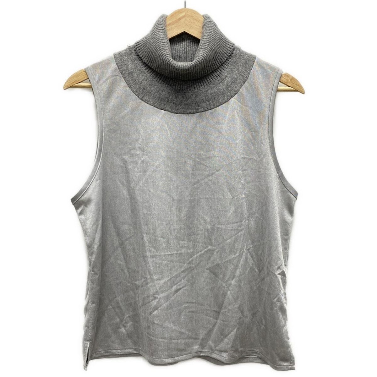 LANVIN SPORT(ランバンスポーツ) ノースリーブカットソー サイズ38 M レディース美品  - グレー×シルバー タートルネック/ノースリーブ LANVIN SPORT(ランバンスポーツ) ノースリーブカットソー サイズ