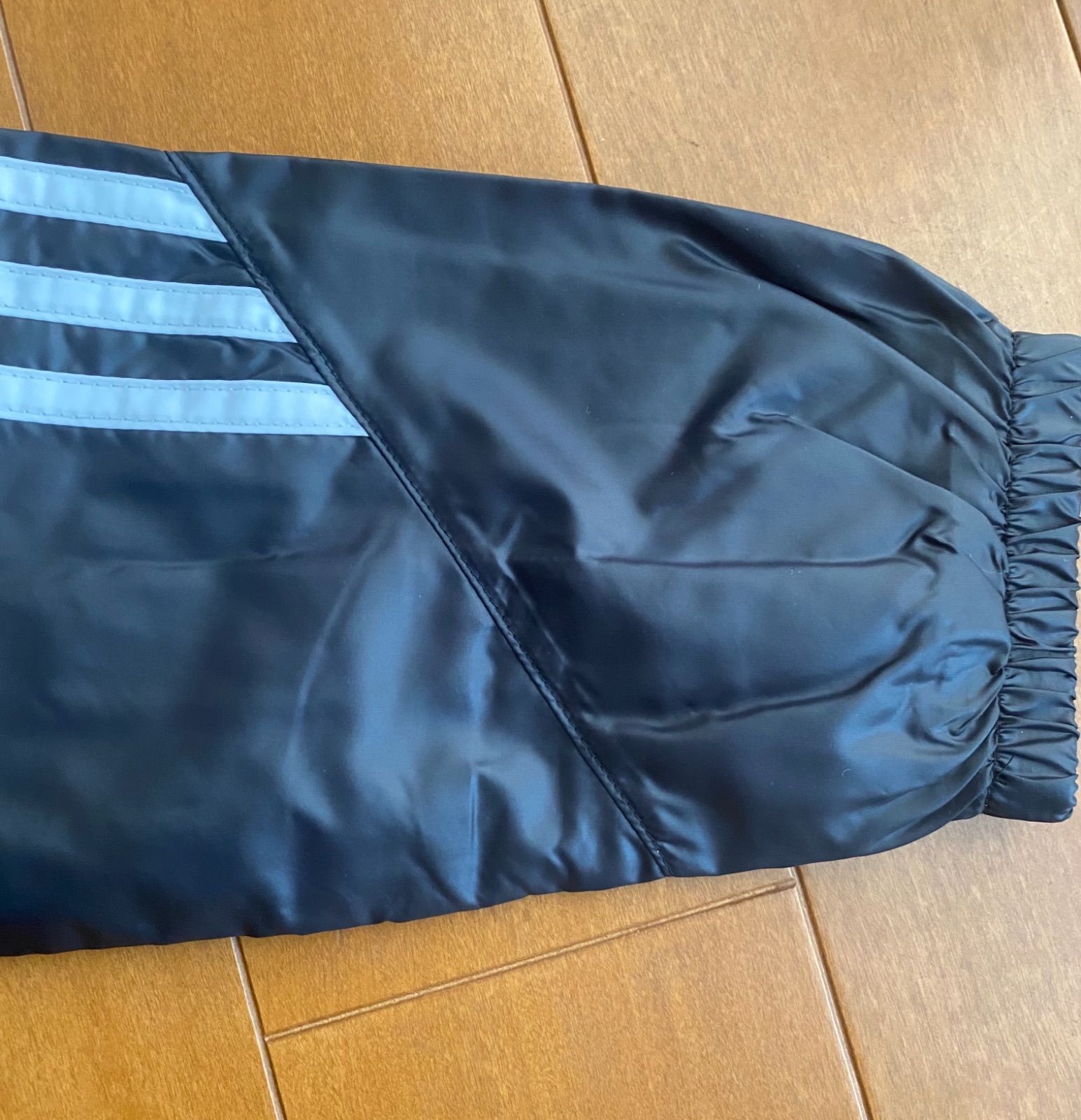 ポイント還元中‼️ adidas アディダス 薄手ジャンパー 160cm メルカリShops