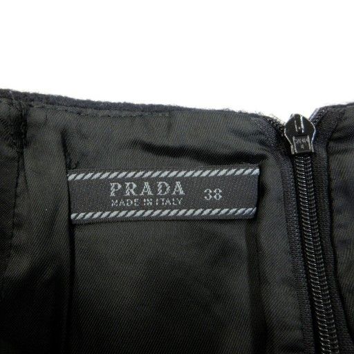 プラダ PRADA