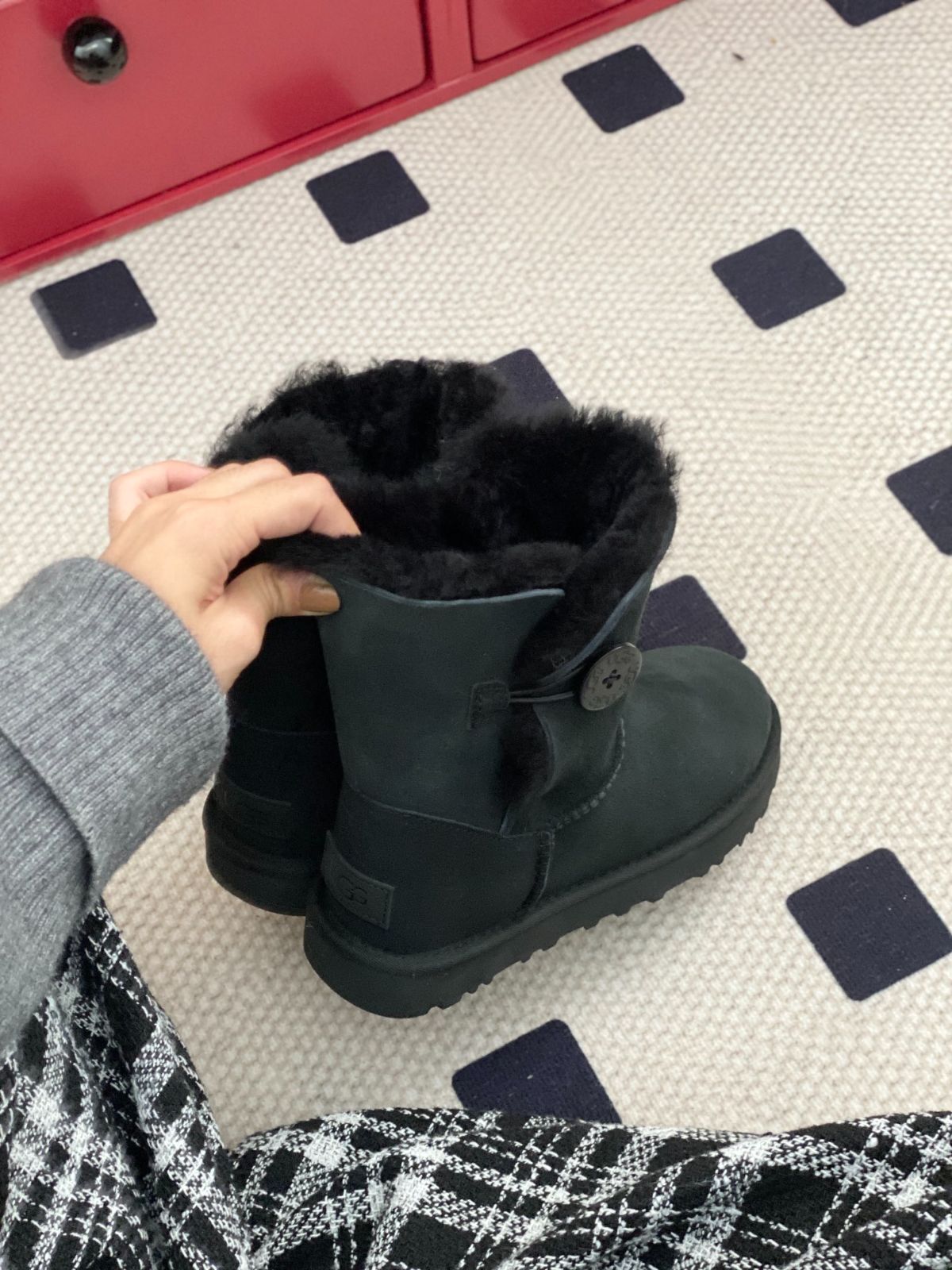 UGG アグ ムートンブーツ タッセル 可愛い レディース - メルカリ