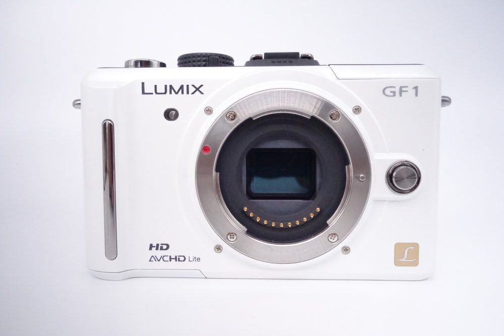 ✨美品✨Panasonic LUMIX DMC-GF1 ボディ Panasonic LUMIX DMC-GF1 ボディ ブレードシルバー ミラーレス