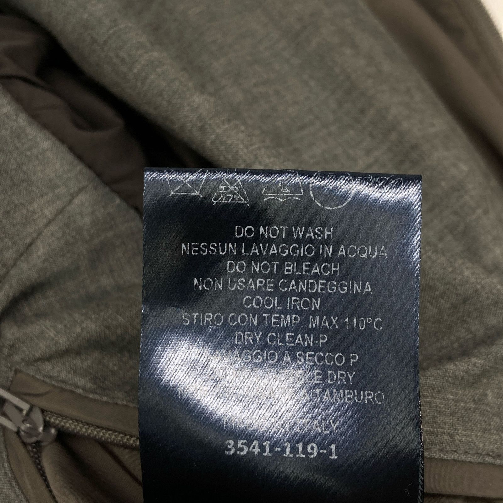 IM0052U-13110-9490