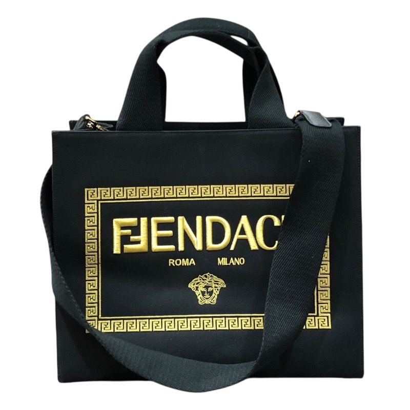 フェンディ FENDI フェンダー チェ トートバッグ 8BH395 ブラック キャンバス メンズ トートバッグ