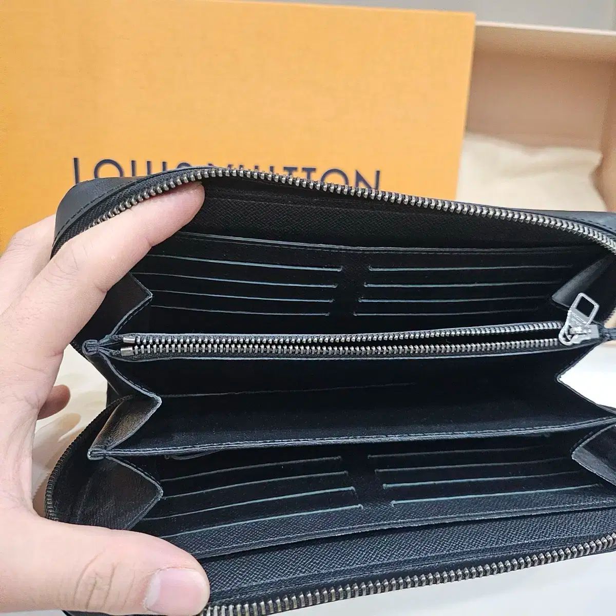 極上 ルイヴィトン モノグラム エクリプス ジッピーXL 財布 A343 極上 ルイヴィトン モノグラム エクリプス ジッピーXL 財布 A343 LOUIS