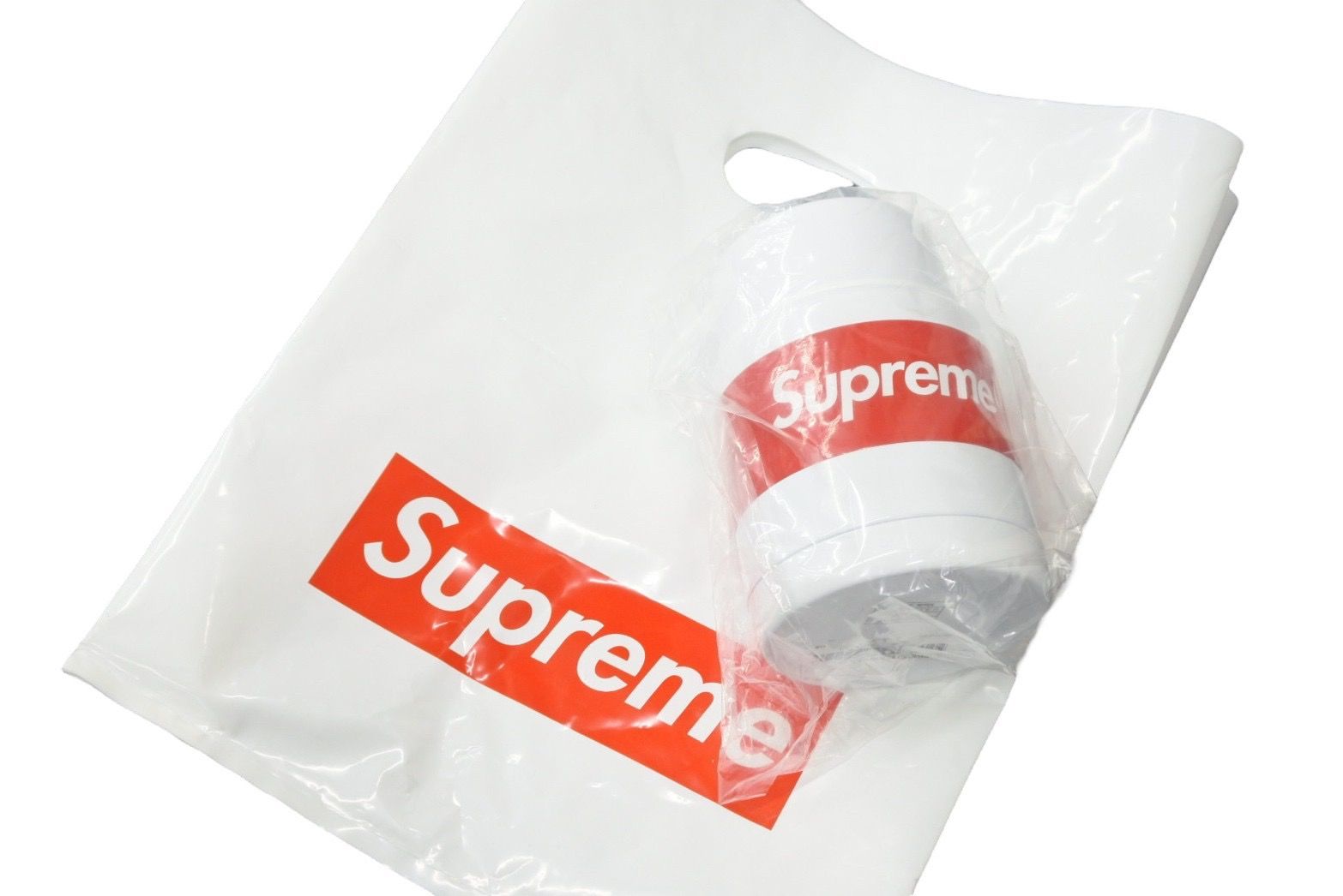 ノベルティSupreme シュプリーム 雑貨セット 時計 文具 フィギュア ...