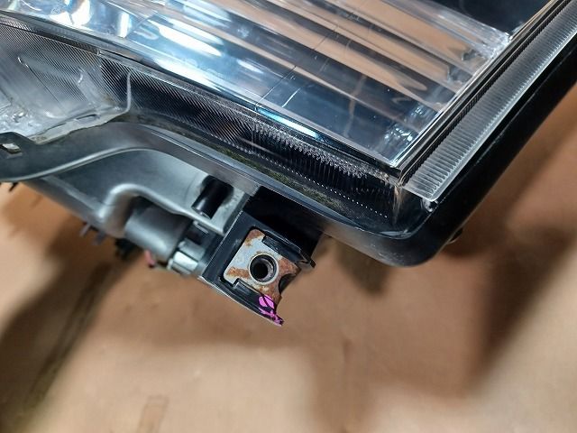 コーティング済 ノア ZRR75G 左ヘッドランプ・ヘッドライト YY 4WD 5人  