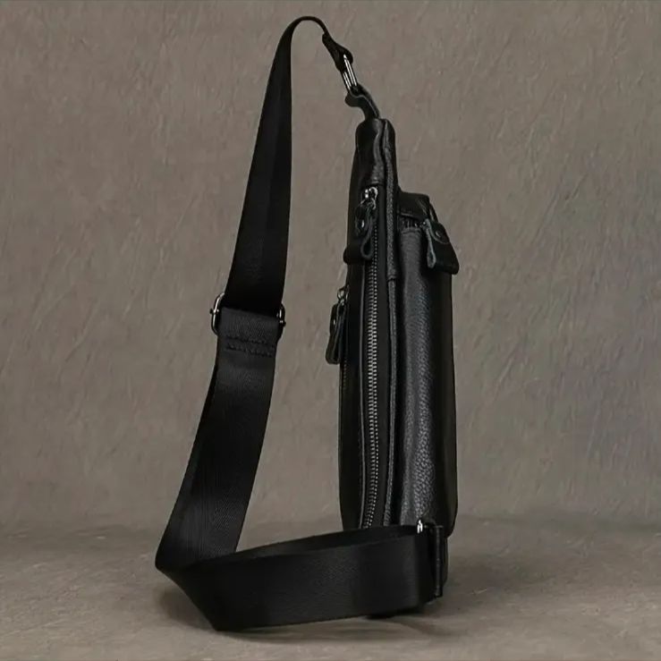 ボディーバッグ メンズ 牛革 大容量 節約 a4 撥水 革 皮 大きめ 三角