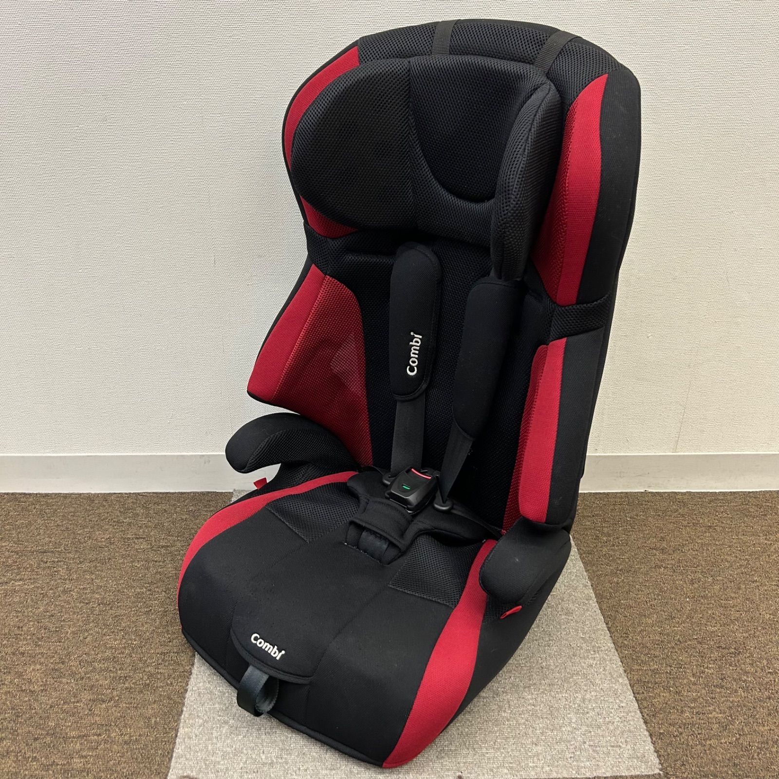 Combi コンビ ジョイトリップ エアスルー GG チャイルドシート CG-GSH