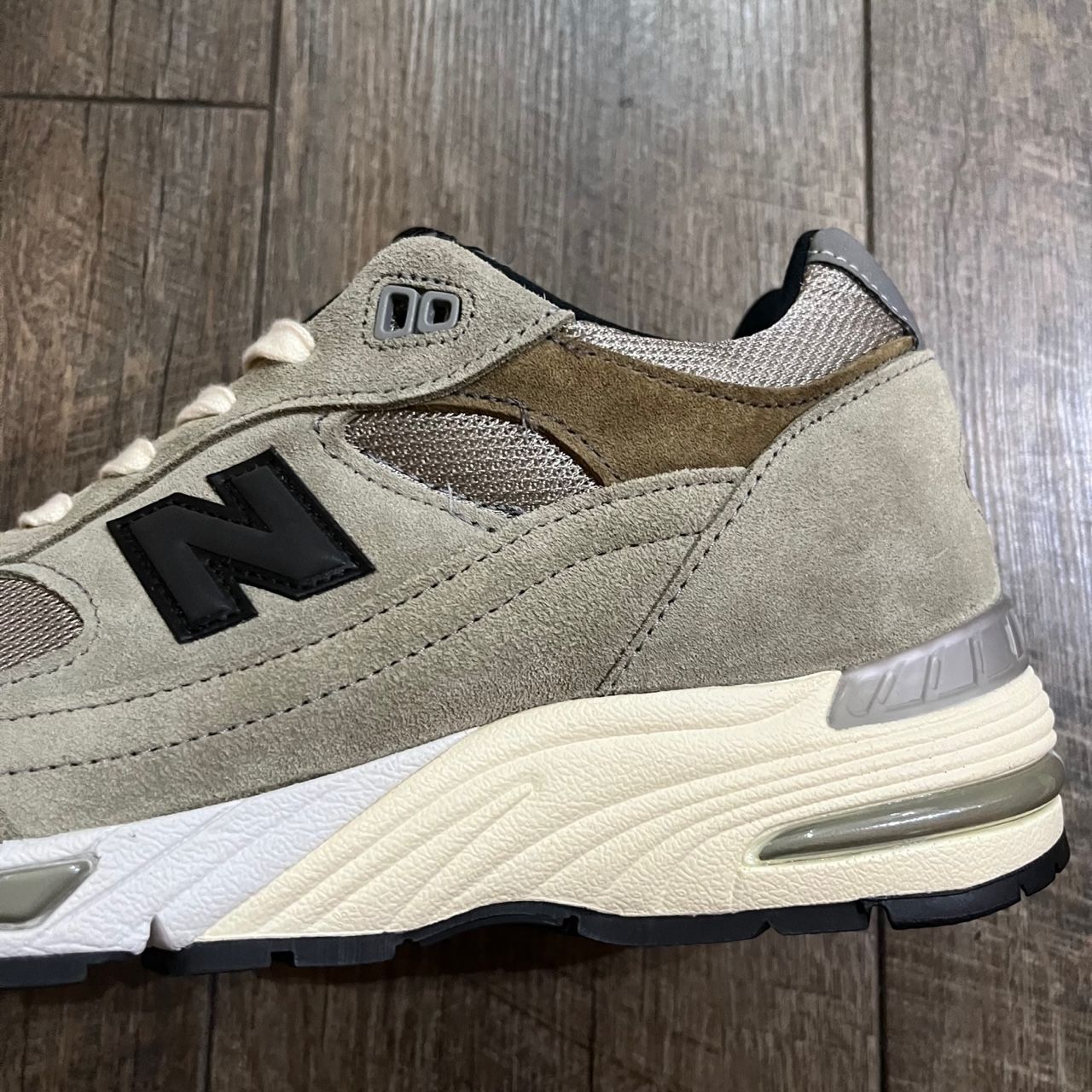 JJJJound x NEW BALANCE M991JJA スエード スニーカー