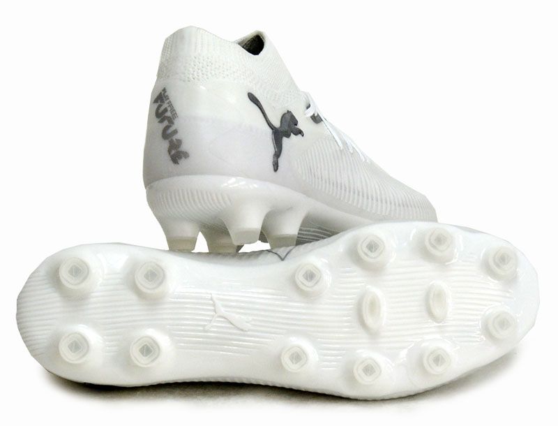 サッカースパイク