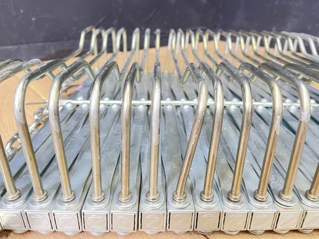 金属製つり下げはしご