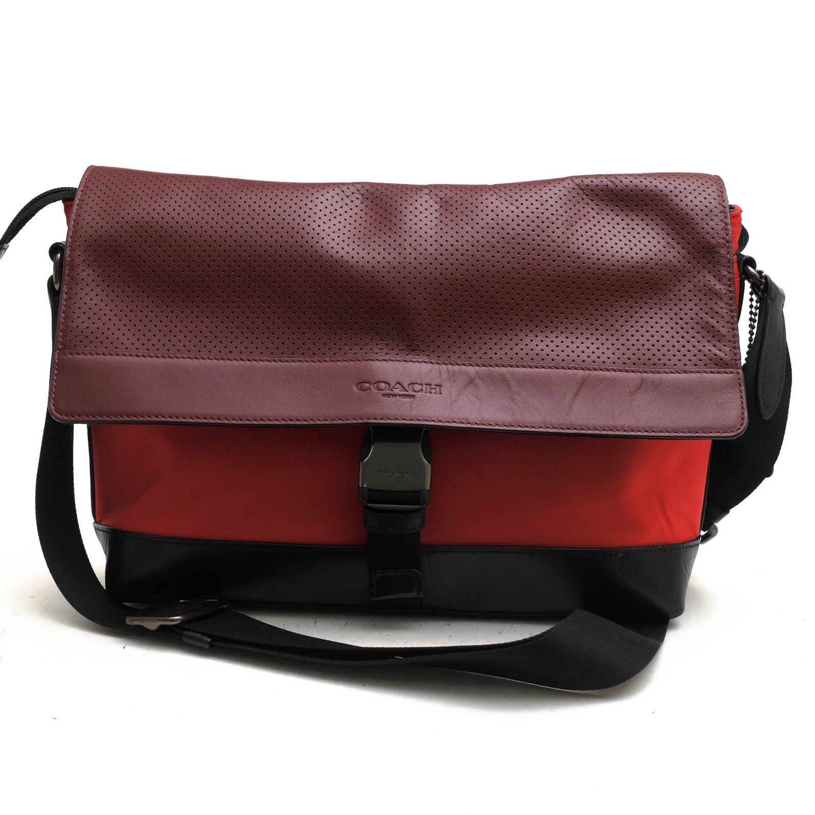 コーチ COACH バッグ ショルダーバッグ 鞄 メンズ 男性 男性用 レザー 革 本革 レッド 赤 F71968 Bike Bag in Nylon And Perforated Leather パンチング加工 フラップ式 メッセンジャーバッグ バイカラー
