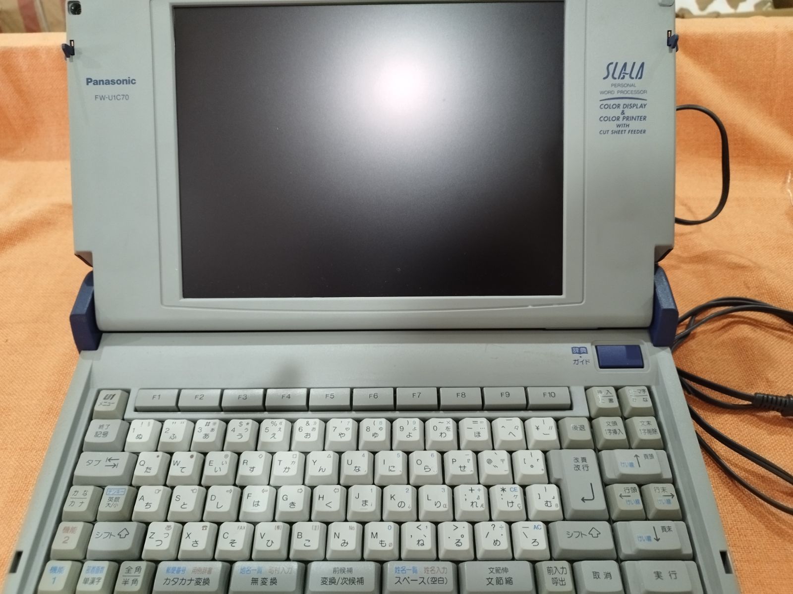 Panasonic／SLALA FW-U1C70｜ジャンク 通電OK｜液晶劣化｜カラー
