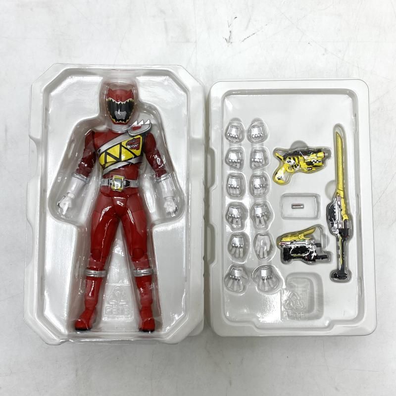中古】【開封】S.H.Figuarts(真骨彫製法) キョウリュウレッド